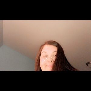 Meet your Posher, Alexus